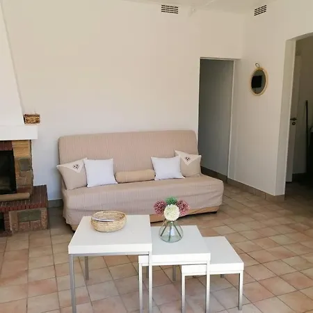 Maison De 4/6 Personnes *